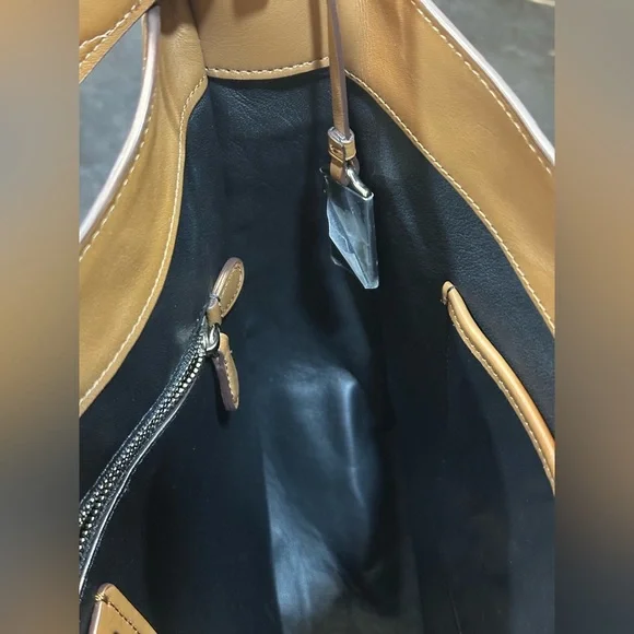 Coach Nomad Hobo Bag - Picture 9 of 14